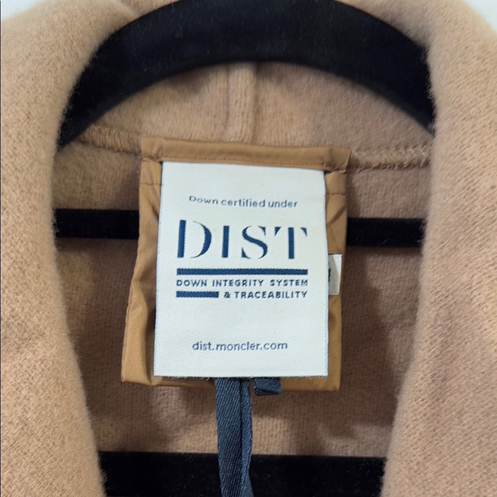 NWT Moncler Tan Cape with Fringe Detail - Picture 7 of 8